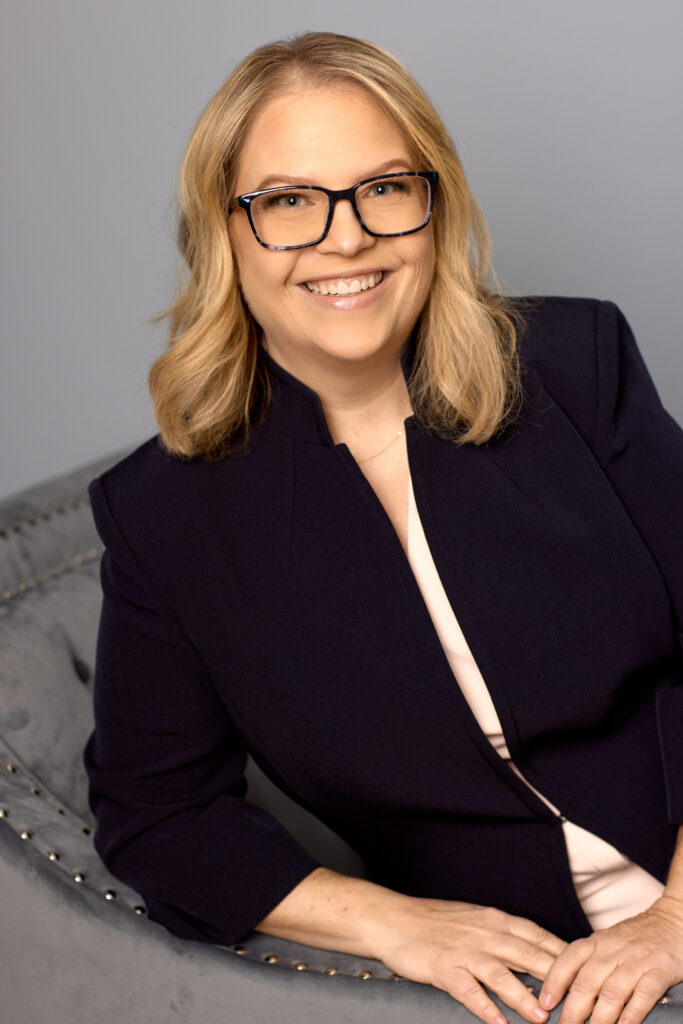 Shelley Hostetler​